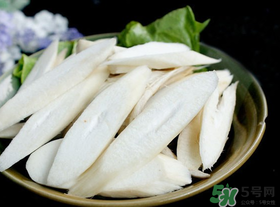 雞腿菇長(zhǎng)白毛能吃嗎？雞腿菇怎么做好吃？