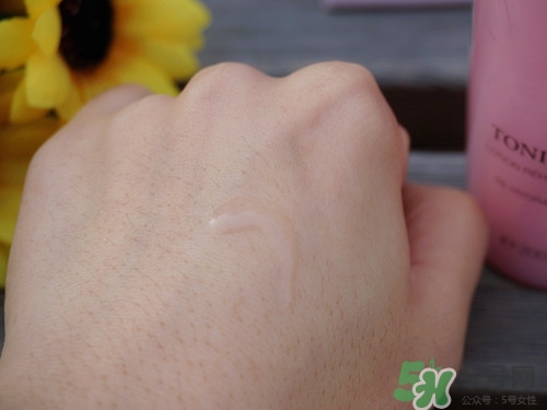 蘭蔻粉水適合什么膚質(zhì)?蘭蔻粉水適合什么季節(jié)? 蘭蔻粉水適合什么膚質(zhì)?蘭蔻粉水適合什么季節(jié)?