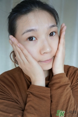 蘭蔻粉水適合什么膚質(zhì)?蘭蔻粉水適合什么季節(jié)? 蘭蔻粉水適合什么膚質(zhì)?蘭蔻粉水適合什么季節(jié)?