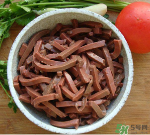 坐月子可以吃羊血嗎？坐月子能吃羊血嗎？