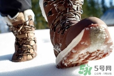 下雪天開車容易打滑嗎？下雪天開車怎么防滑？