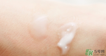 悅詩風(fēng)吟熔巖海水系列真假 悅詩風(fēng)吟小藍(lán)瓶真假