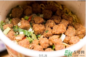 日清杯面謎肉祭多少錢？合味道謎肉祭的謎肉是什么肉？