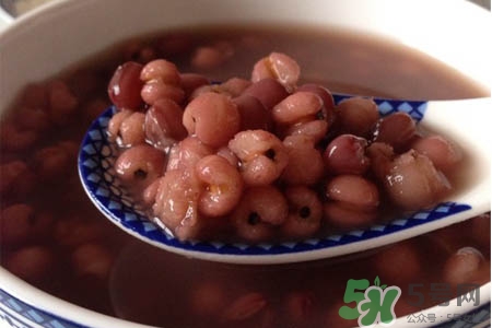 冬天可以喝紅豆薏米粥嗎？冬天喝紅豆薏米粥好嗎？