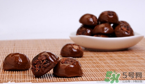 胃疼能吃話梅嗎?胃不好吃話梅好嗎 胃疼能吃話梅嗎?胃不好吃話梅好嗎