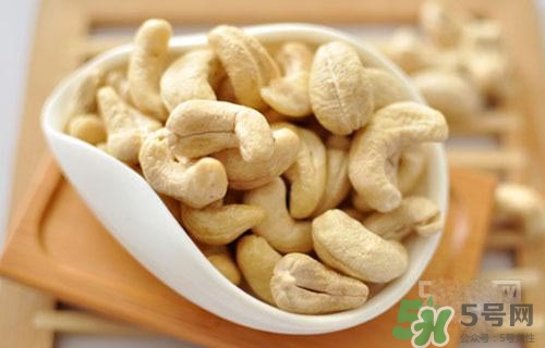 腰果是生吃好還是熟吃好？腰果生吃熟吃哪個(gè)更好吃更營養(yǎng)？