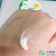 德國小甘菊護手霜多少錢 官網(wǎng)價格說明 德國小甘菊護手霜多少錢 官網(wǎng)價格說明