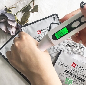 snp竹炭面膜怎么用？snp竹炭黑炭面膜用完要洗嗎？