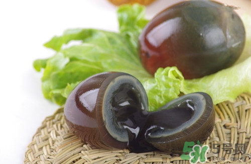 皮蛋什么人不能吃?吃皮蛋的禁忌有哪些 皮蛋什么人不能吃?吃皮蛋的禁忌有哪些