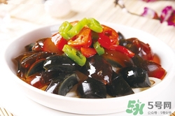 皮蛋什么人不能吃?吃皮蛋的禁忌有哪些 皮蛋什么人不能吃?吃皮蛋的禁忌有哪些