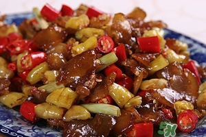 蹄筋的營養(yǎng)價值 蹄筋的功效與作用 蹄筋的營養(yǎng)價值 蹄筋的功效與作用