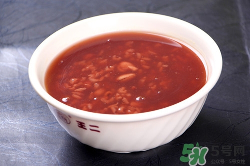 花生粥下奶嗎?花生粥下奶怎么做 花生粥下奶嗎?花生粥下奶怎么做