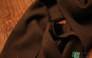 ysl圍巾哪個顏色好看？圣羅蘭圍巾好不好？