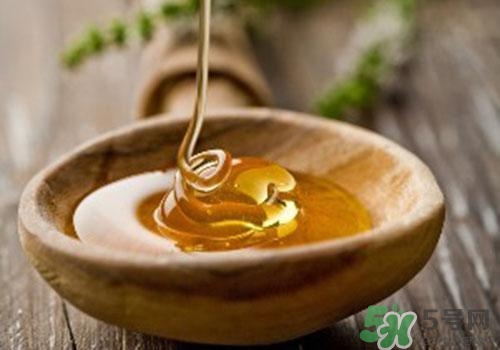 乳腺增生可以喝蜂蜜嗎？乳腺增生喝蜂蜜有用嗎？