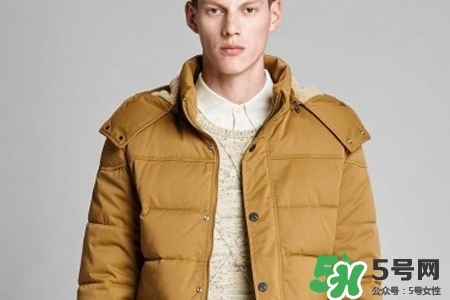 羽絨服洗完后毛不均勻怎么辦？羽絨服洗完后結(jié)塊怎么辦？