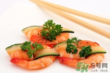 香菜和芹菜能一起吃嗎?一起吃會(huì)怎么樣 香菜和芹菜能一起吃嗎?一起吃會(huì)怎么樣