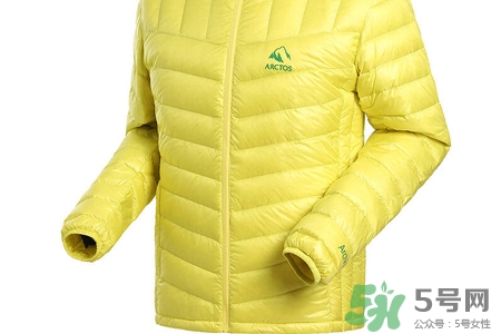 羽絨服用洗衣機(jī)洗會(huì)爆炸嗎？羽絨服用洗衣機(jī)洗為什么會(huì)爆炸？