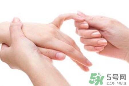 冬天洗衣服手冷怎么辦？教你洗衣不傷手的6妙招