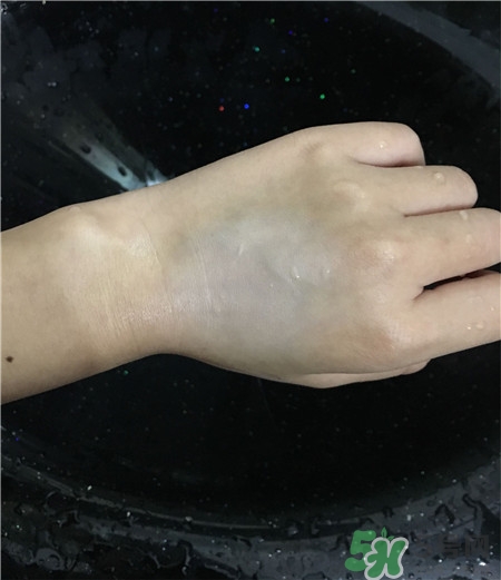 藍(lán)色之戀氣墊bb霜怎么樣?藍(lán)色之戀氣墊bb霜好用嗎? 藍(lán)色之戀氣墊bb霜怎么樣?藍(lán)色之戀氣墊bb霜好用嗎?