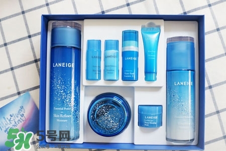 蘭芝星夢奇緣限量版套裝有哪些東西？蘭芝星夢奇緣節(jié)日限量版有哪些產(chǎn)品？