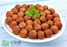 炸丸子用淀粉還是面粉?炸肉丸用什么粉好吃? 炸丸子用淀粉還是面粉?炸肉丸用什么粉好吃?