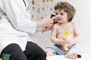 油耳朵就一定有狐臭嗎?寶寶油耳朵會是狐臭嗎? 油耳朵就一定有狐臭嗎?寶寶油耳朵會是狐臭嗎?