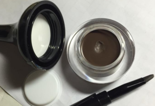 魔法森林眼線膏好用嗎？魔法森林眼線膏會暈嗎？