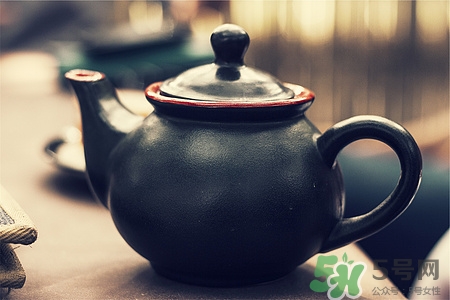 喝苦丁茶會(huì)拉肚子嗎?苦丁茶拉肚子怎么辦 喝苦丁茶會(huì)拉肚子嗎?苦丁茶拉肚子怎么辦