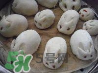 皮卡丘豆沙包的做法_皮卡丘豆沙包怎么做 皮卡丘豆沙包的做法_皮卡丘豆沙包怎么做