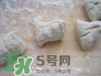 皮卡丘豆沙包的做法_皮卡丘豆沙包怎么做 皮卡丘豆沙包的做法_皮卡丘豆沙包怎么做