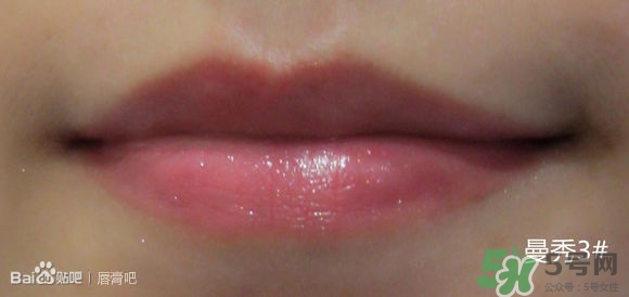 曼秀雷敦水彩潤(rùn)唇膏哪個(gè)顏色好看？曼秀雷敦水彩潤(rùn)唇膏試色