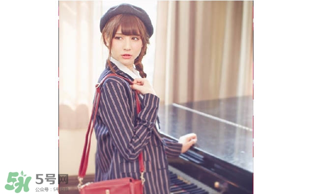 貝雷帽搭配什么衣服？貝雷帽適合什么發(fā)型