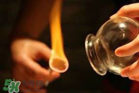 拔罐后皮膚發(fā)癢是怎么回事？拔罐后為什么皮膚會(huì)癢？