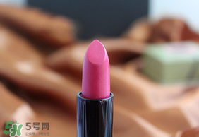 km唇膏孕婦可以用嗎？km唇膏好不好？