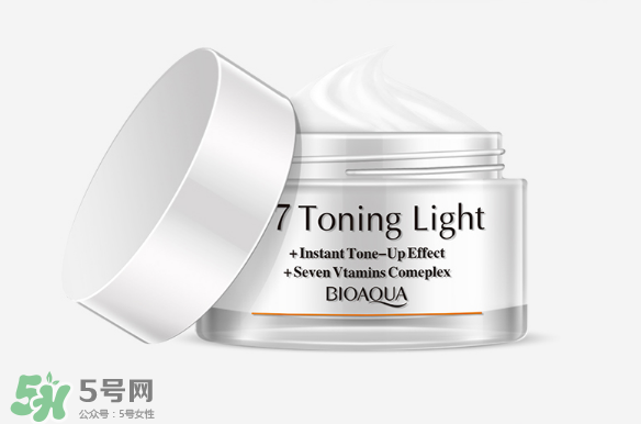 懶人面霜會(huì)對(duì)皮膚有傷害嗎？懶人面霜對(duì)皮膚傷害大嗎