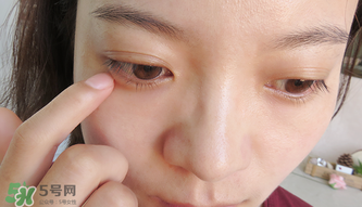 思親膚眼霜怎么樣？skin food眼霜適合年齡