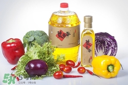 玉米油可以炸東西嗎?玉米油炸東西好嗎 玉米油可以炸東西嗎?玉米油炸東西好嗎