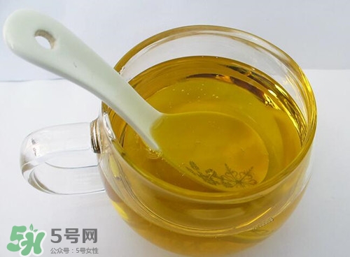 嬰兒能吃玉米油嗎?吃玉米油有什么好處 嬰兒能吃玉米油嗎?吃玉米油有什么好處