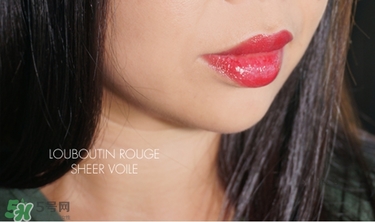 cl黑管口紅和金管有什么區(qū)別？cl黑管和cl金管哪個好？