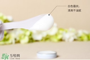 賀本清護(hù)手霜鐵盒真假 德國(guó)herbacin鐵盒小甘菊護(hù)手霜真假 賀本清護(hù)手霜鐵盒真假 德國(guó)herbacin鐵盒小甘菊護(hù)手霜真假