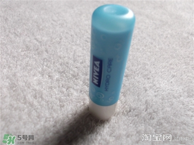 妮維雅唇膏和曼秀雷敦唇膏哪個(gè)好？妮維雅和曼秀雷敦對(duì)比