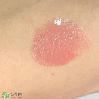 美寶蓮好氣色輕唇膏哪個(gè)顏色好看？美寶蓮好氣色輕唇膏試色