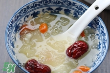 冬天可以吃銀耳湯嗎？銀耳適合什么季節(jié)吃？