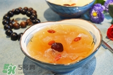 冬天可以吃銀耳湯嗎？銀耳適合什么季節(jié)吃？