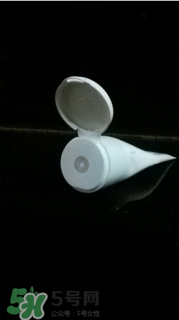 理膚泉b5正確使用方法_理膚泉b5修護(hù)霜怎么用 理膚泉b5正確使用方法_理膚泉b5修護(hù)霜怎么用