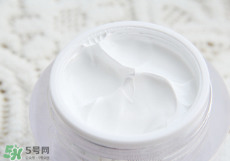 素顏霜會堵塞毛孔嗎？素顏霜會不會堵塞毛孔？