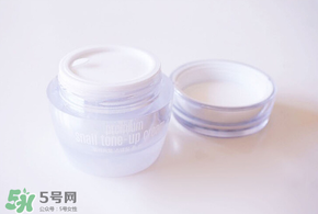 素顏霜有防曬功能嗎？素顏霜能防曬嗎？