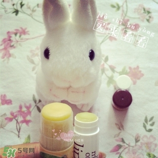 貝吉獾唇膏真假 badger貝吉獾唇膏真假鑒別 貝吉獾唇膏真假 badger貝吉獾唇膏真假鑒別