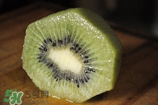 獼猴桃的根可以吃嗎?獼猴桃的根有什么功效 獼猴桃的根可以吃嗎?獼猴桃的根有什么功效