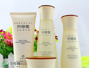 芳草集和佰草集哪個(gè)好？芳草集是雜牌子么？